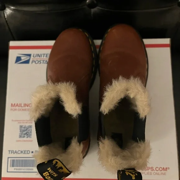 Dr. Martens Leonore Brown - Picture 5 of 8